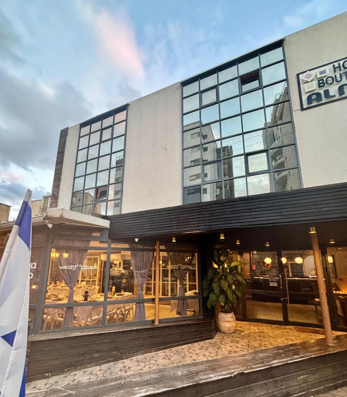 Hotel Alma - Near The Sea نتانيا المظهر الخارجي الصورة