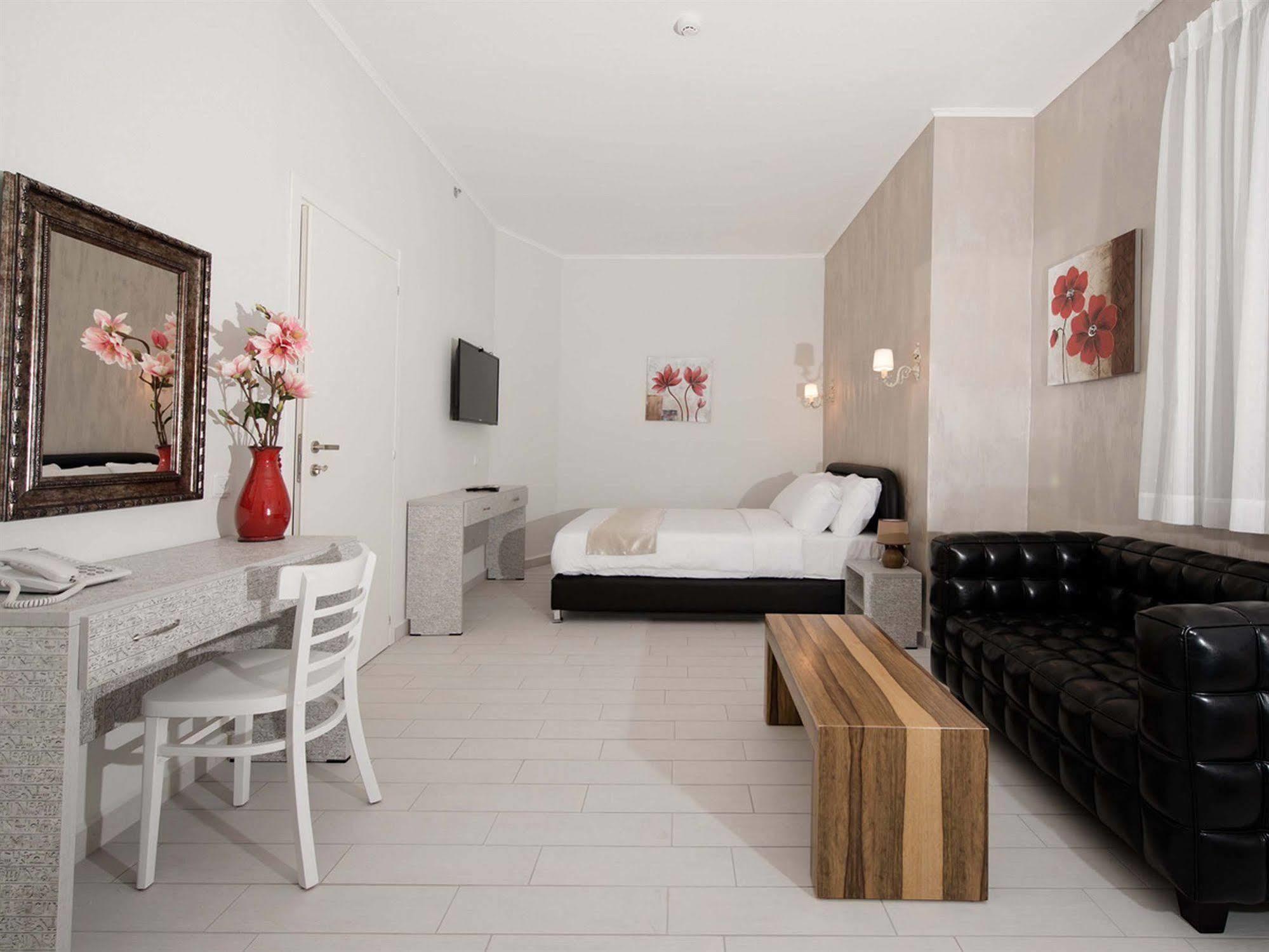 Hotel Alma - Near The Sea نتانيا المظهر الخارجي الصورة